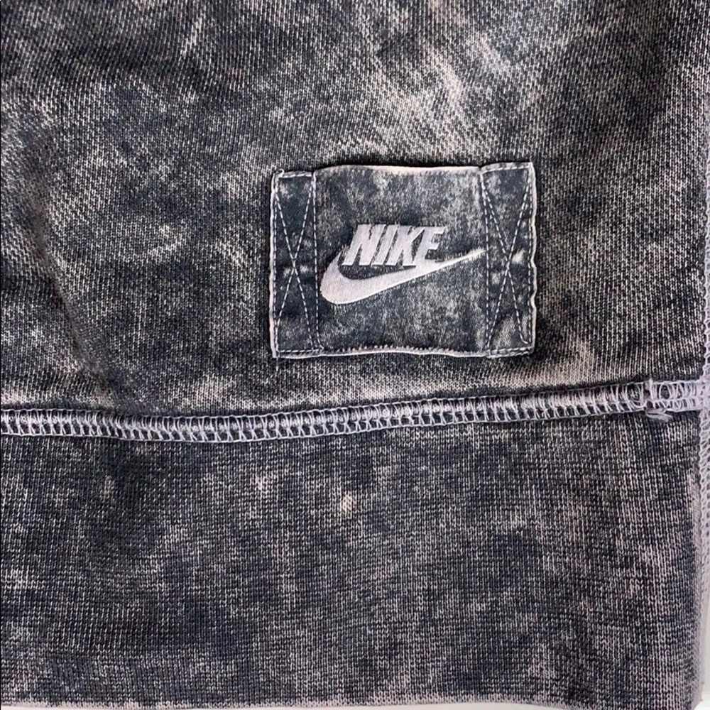 Nike Stand Out Sleeveless crop top distressed faded black street style top large